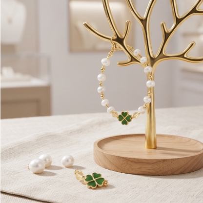 Lucky Clover Pearl Bracelet